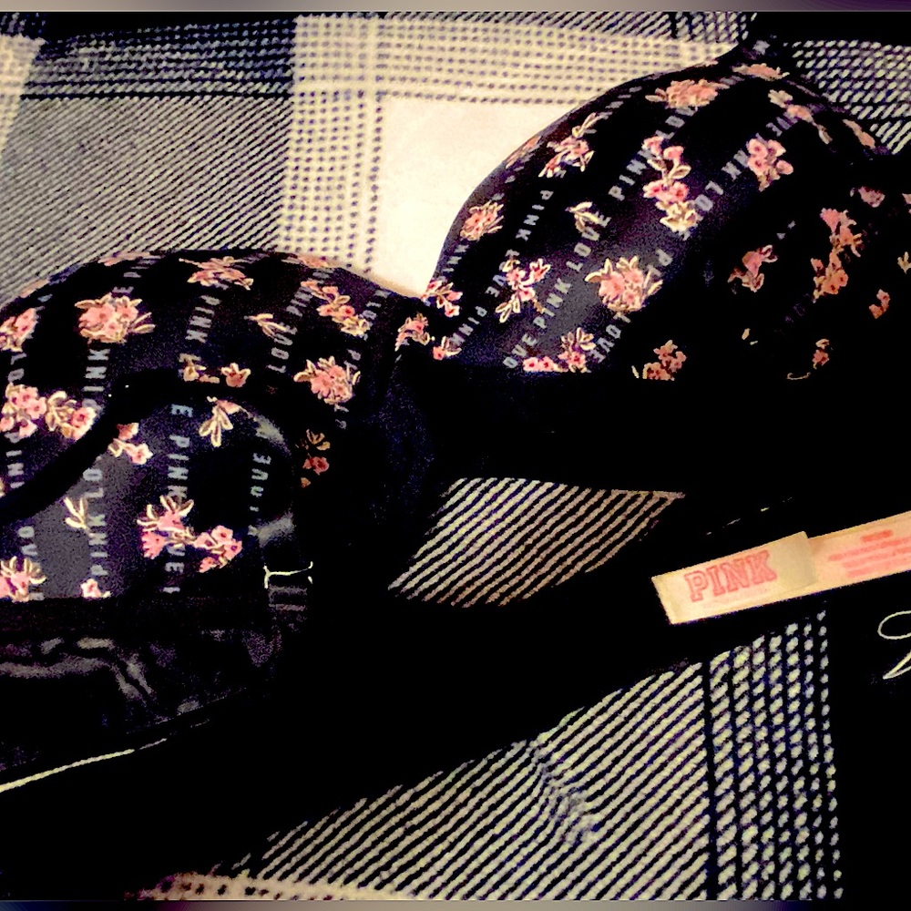 Victoria Secret PINK wireless padded bra